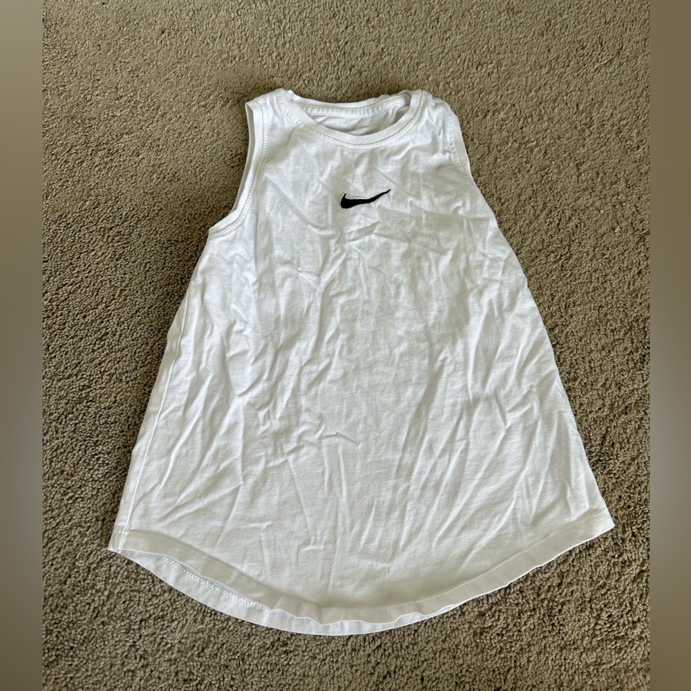 NIKE- tank top- white- small